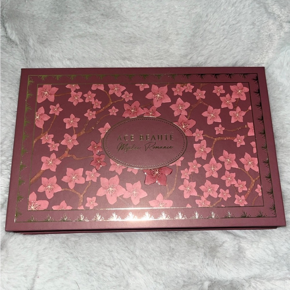 Ace Beaute Mystic Romance Eyeshadow Palette - Pink and Gold